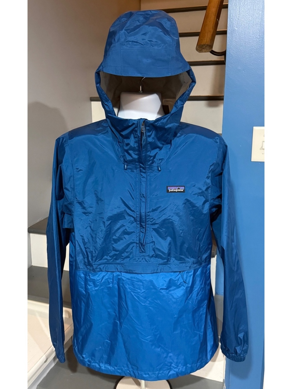 Patagonia Men’s Medium Torrentshell H2NO Two Tone Blue Pullover Hood Rain Jacket